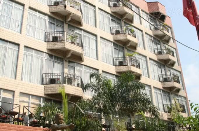 SANTÉ: Le PRONANUT lance un programme de combler le déficit en nutriments pour attaquer la malnutrition