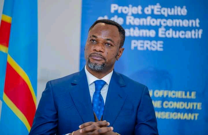 EPST : Tony Mwaba souhaite  que les enseignants à la retraite continu de bénéficier de la prise en charge médicale