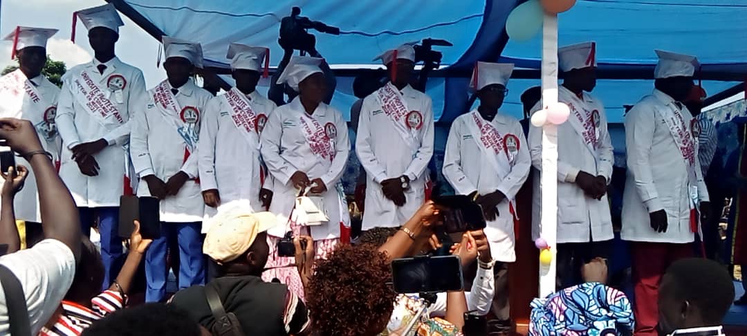 ESU/Sud-Ubangi: Université Protestante de l’Ubangi a lancé la 1ère promotion de Médecine ce 5 novembre 2021
