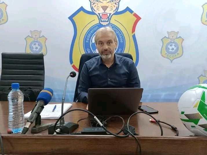 Éliminatoires CAN 2023 : Sébastien Desarbre trahit la FECOFA et indique avoir choisi le Stade TP Mazembe pour les matchs des léopards