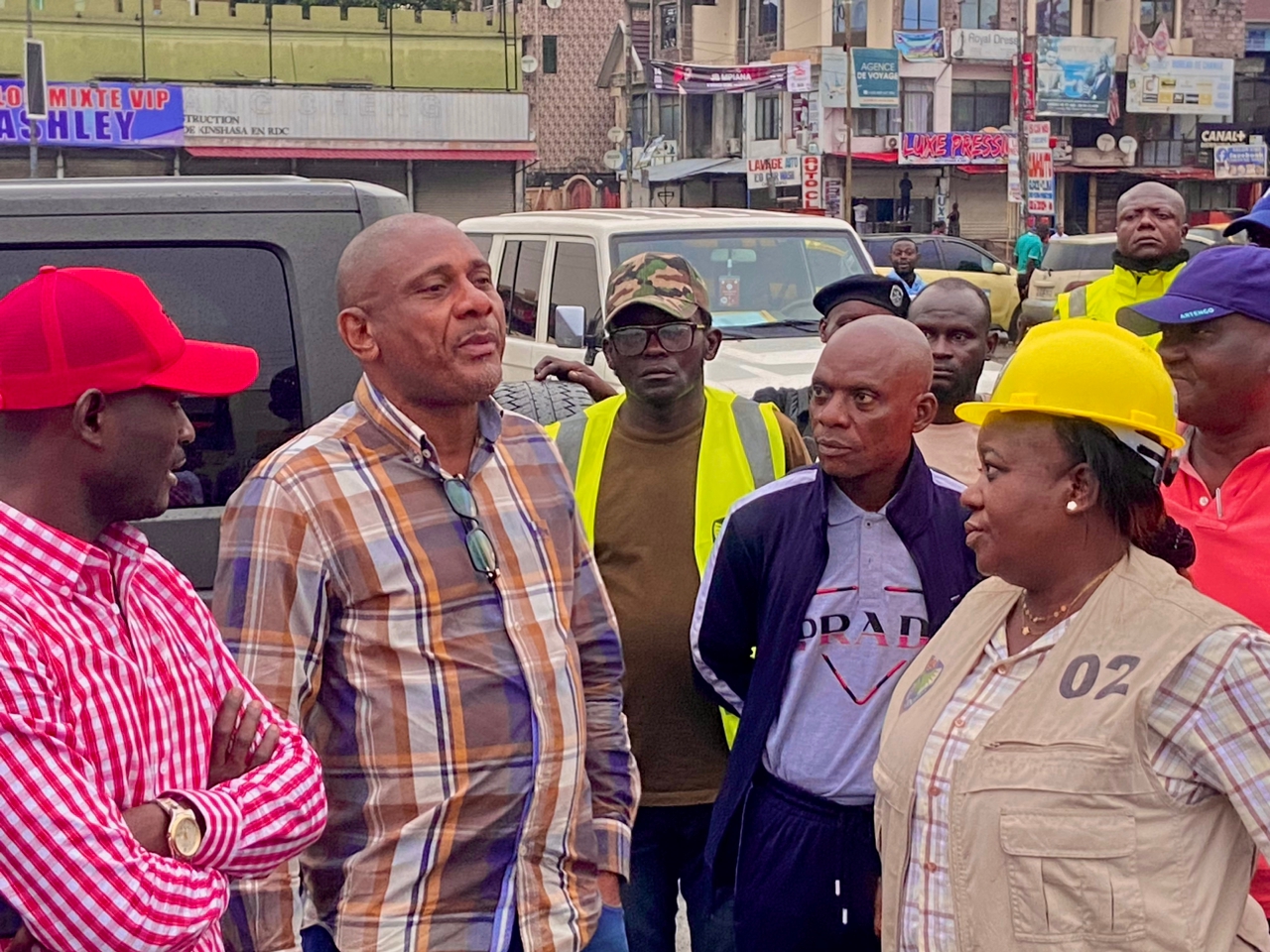 Bienvenu Mbalibi invite ses administrés à se préparer à l’opération coup de poing dans la commune de Kinshasa