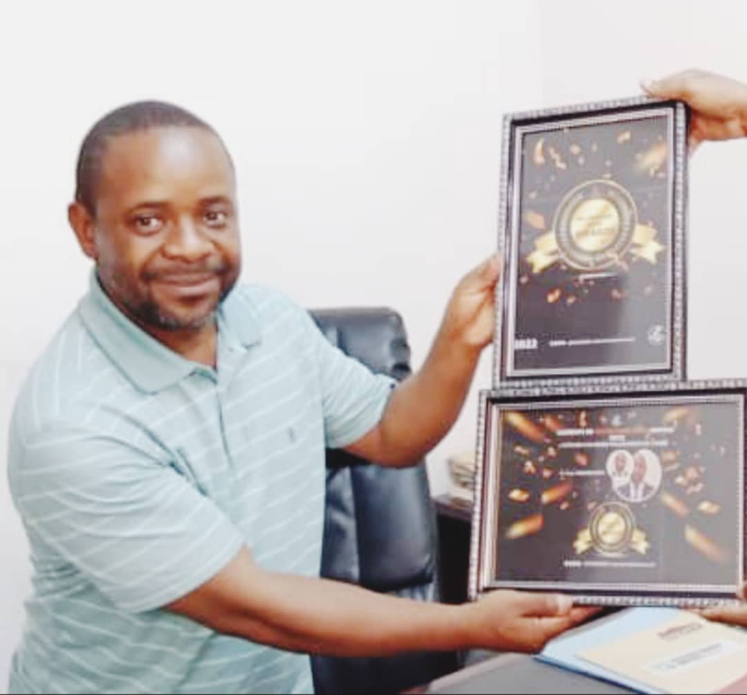 Mai-Ndombe : Serge BOKUMA reçoit son prix du « grand Philanthrope de l’année »