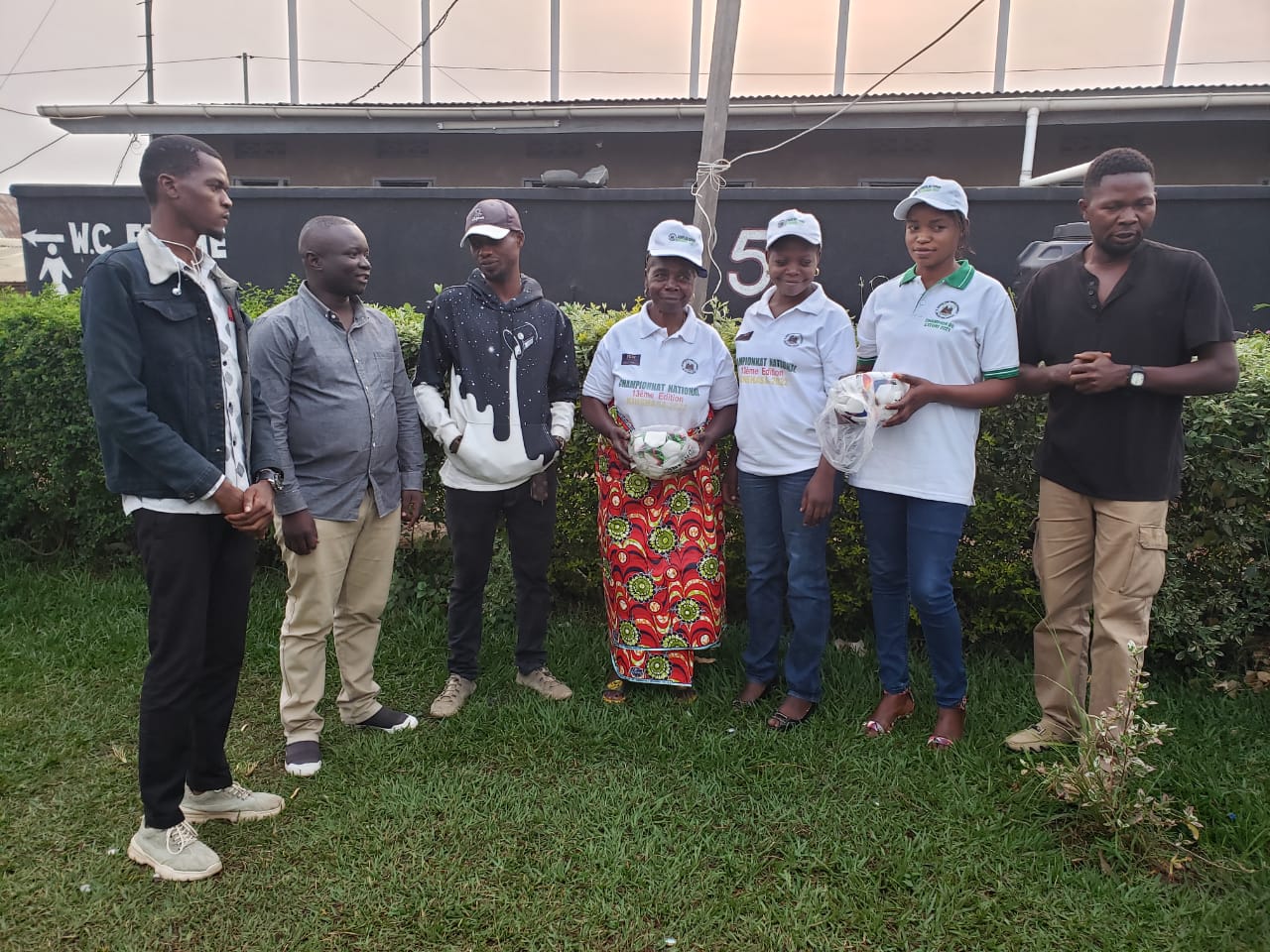 Ituri-Sport: le FC TOSEPELA de Mahagi au chevet de l’équipe Médias sport regroupant les journalistes de l’Ituri