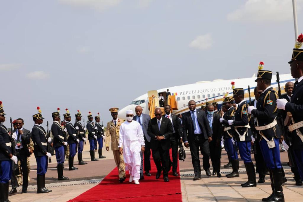 22ème sommet des Chefs d’État de la CEEAC à Kinshasa : Sama Lukonde a accueilli les Présidents Tchadien et Gabonnais à l’aéroport de N’djili