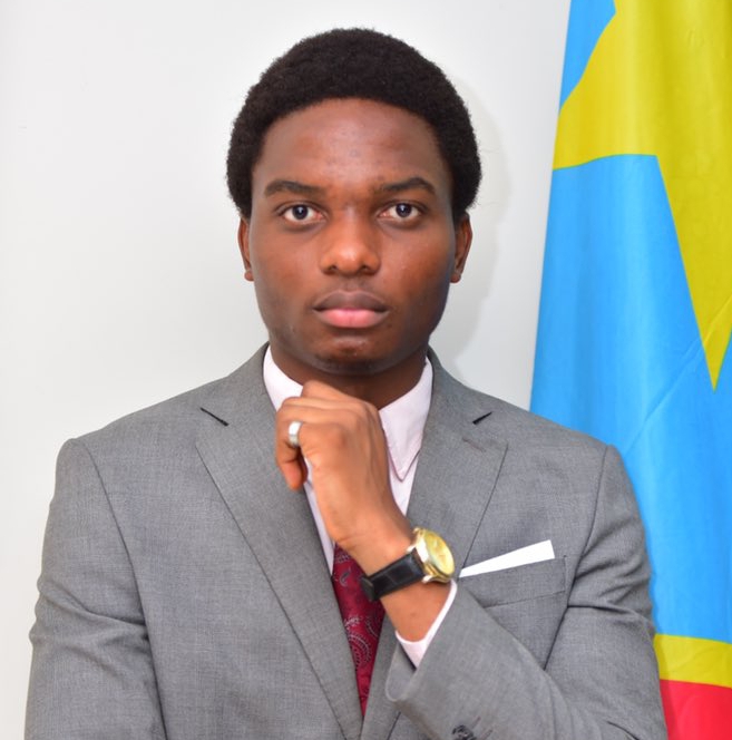 Discours de Macron : « Aider la RDC sans condamner le Rwanda est une insulte envers des congolais morts dans l’Est du pays », Jonathan Tshimanga