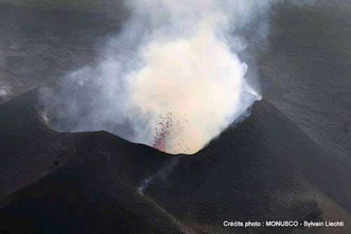 Urgent: Éruption du volcan Nyamuragira ce soir au Nord-Kivu