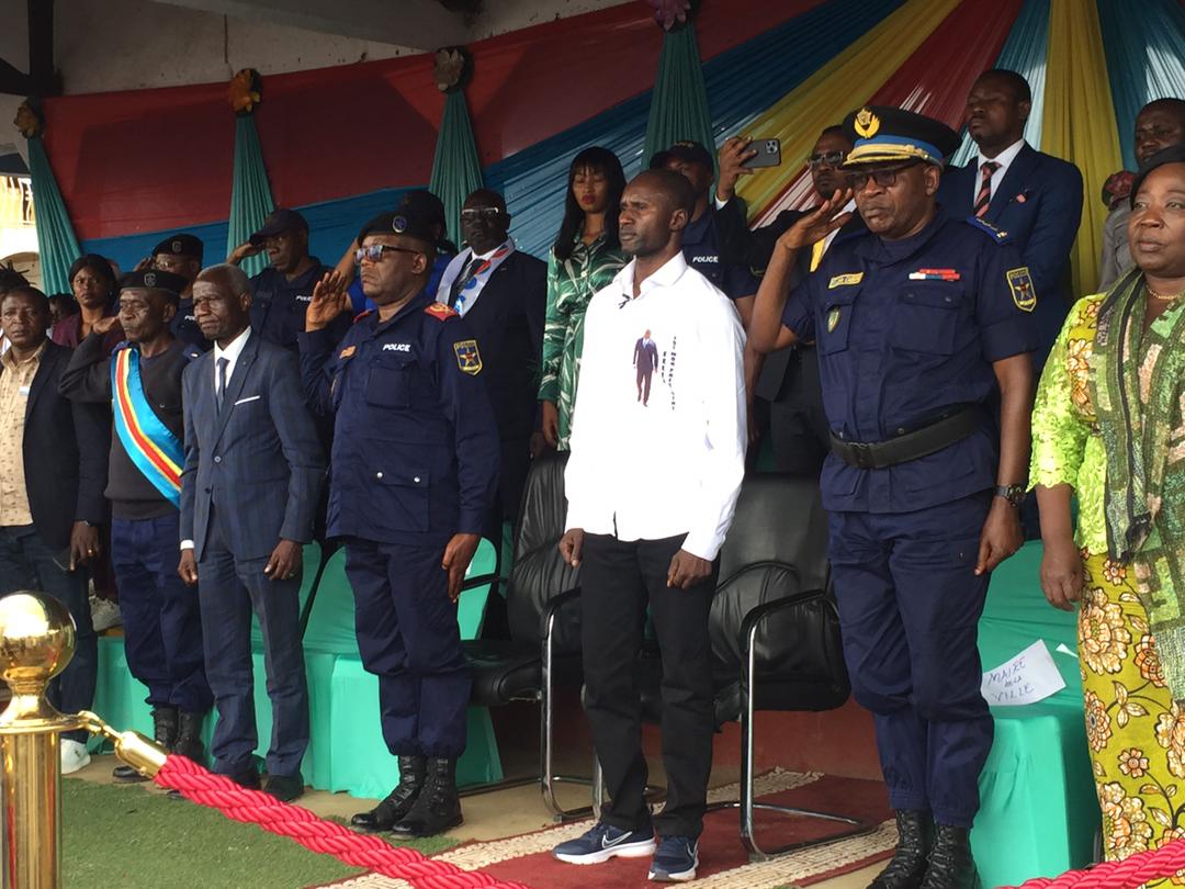 Ituri : le vice-ministre de la défense appelle la population au dialogue pour le retour de la paix dans la région