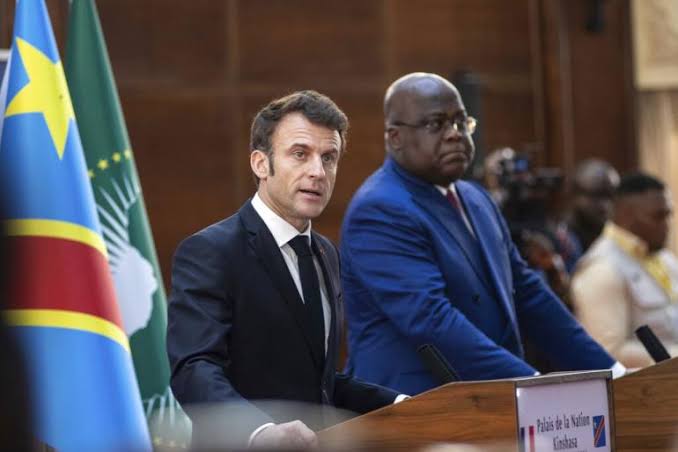 Diplomatie : aux côtés de Félix Tshisekedi, Emmanuel Macron dévoile le vrai visage de la France face à la situation sécuritaire dans l’Est de la RDC