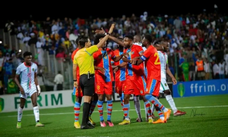 Elim/CAN 2023-Soupçon de corruption de l’arbitre tunisien : la fédération mauritaniene rappelle l’injustice subie au stade TP Mazembe face aux léopards et met en garde le consultant Guy Demel