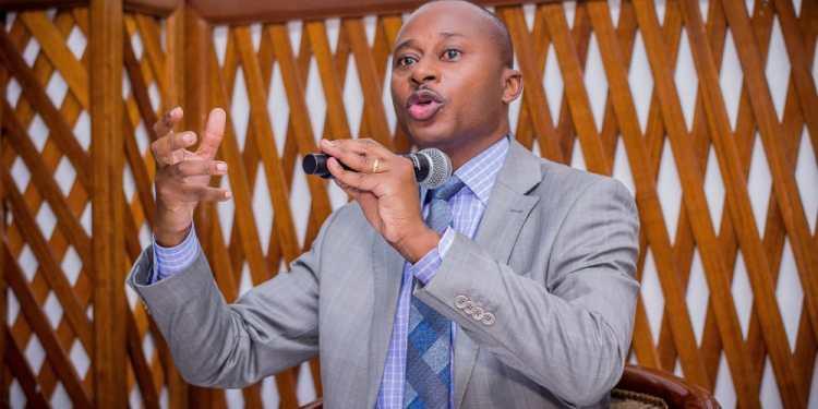 Sortie officielle de l’USN : Luc Kabunangu confirme la réélection de Félix Tshisekedi en décembre 2023