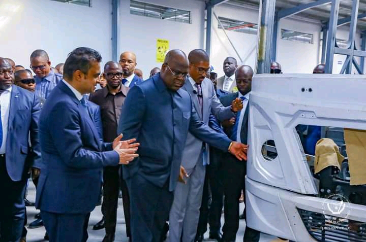 Kinshasa: Félix Tshisekedi a inauguré l’usine de montage et de fabrication des bus Mercedes Benz