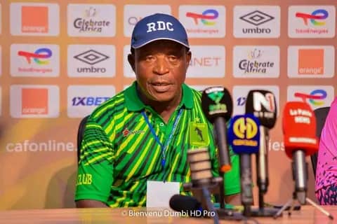 Football : L’aventure continue entre V Club et Raoul Shungu pour la saison 2023-2024