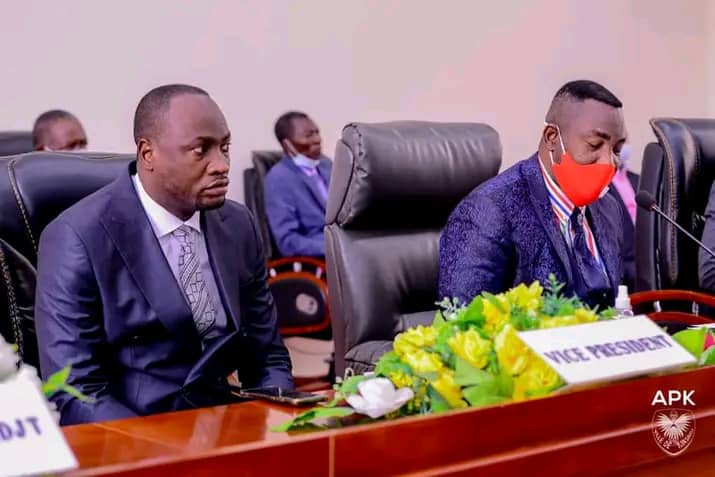 Kinshasa : l’Assemblée provinciale dénonce les manœuvres « dilatoires » de Godé Mpoyi qui tente d’échapper à la motion de défiance