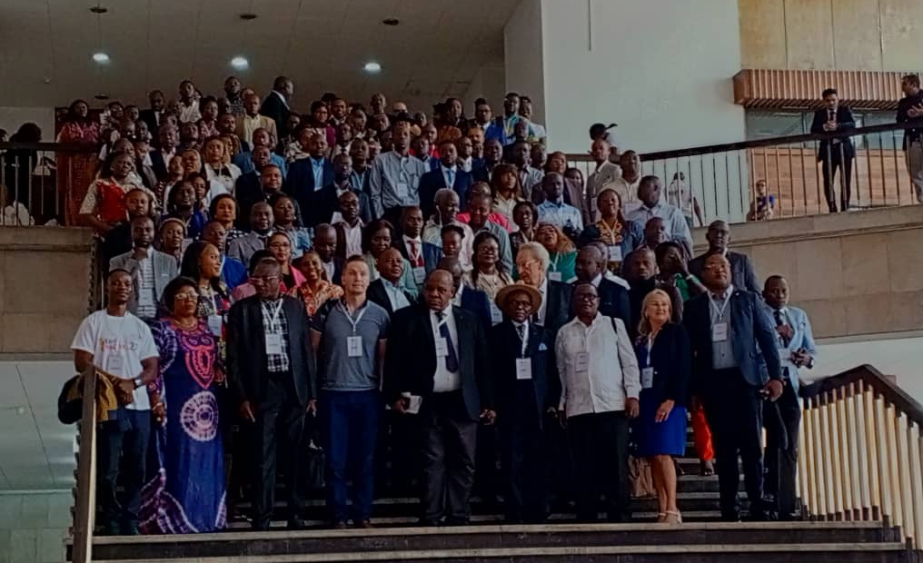 RDC : près de 250 professionnels de santé participent au congrès de l’endoscopie organisé par la FODAB à Kinshasa
