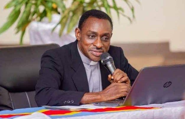 Nomination de nouveaux mandataires à la tête de la MIBA : « Une étape franchie pour la relance de cette entreprise » (Abbé Pierre Kabamba)