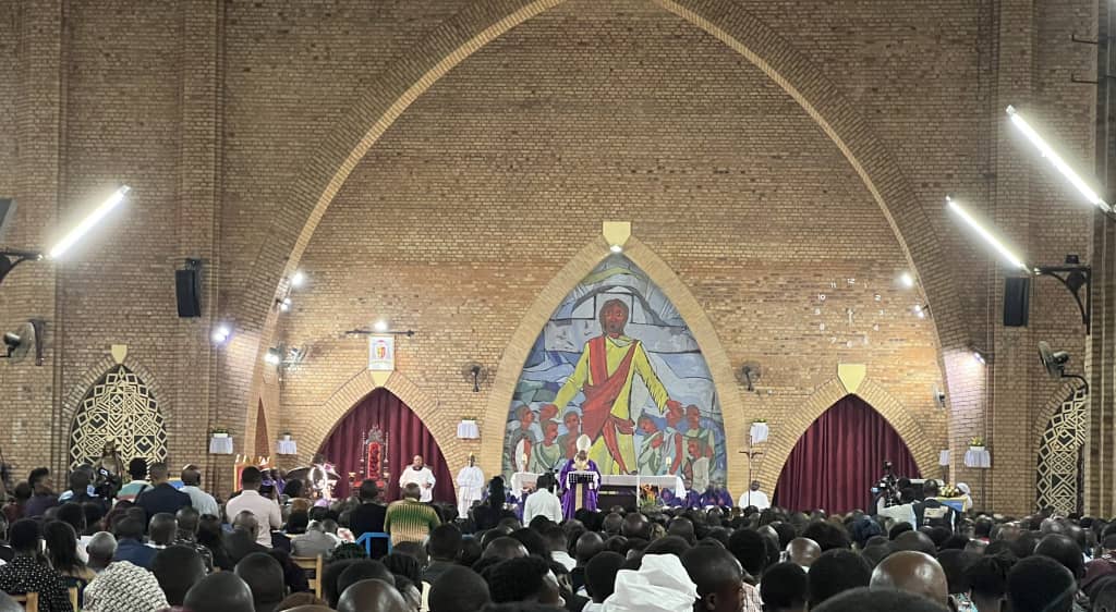 Assassinat de Chérubin Okende : le Cardinal Fridolin Ambongo espère à des « enquêtes justes, objectives et impartiales »