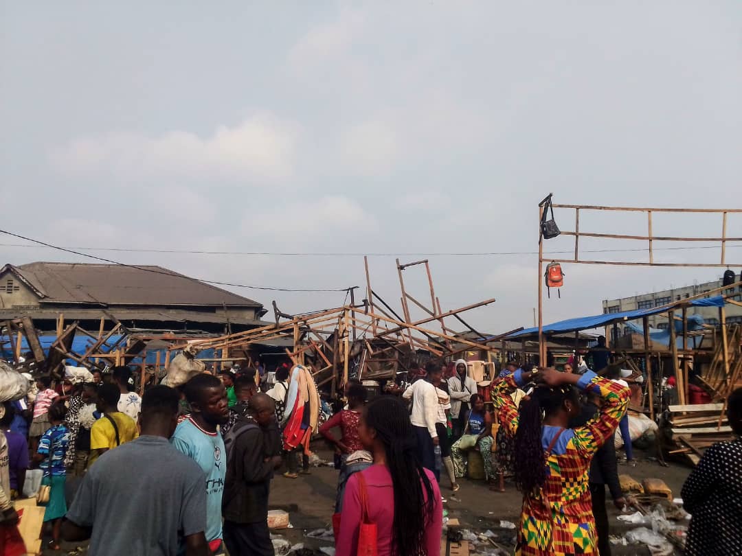 Kinshasa : le marché de l’UPN ravagé par les éléments de la police ce jeudi en raison des IXes jeux de la Francophonie