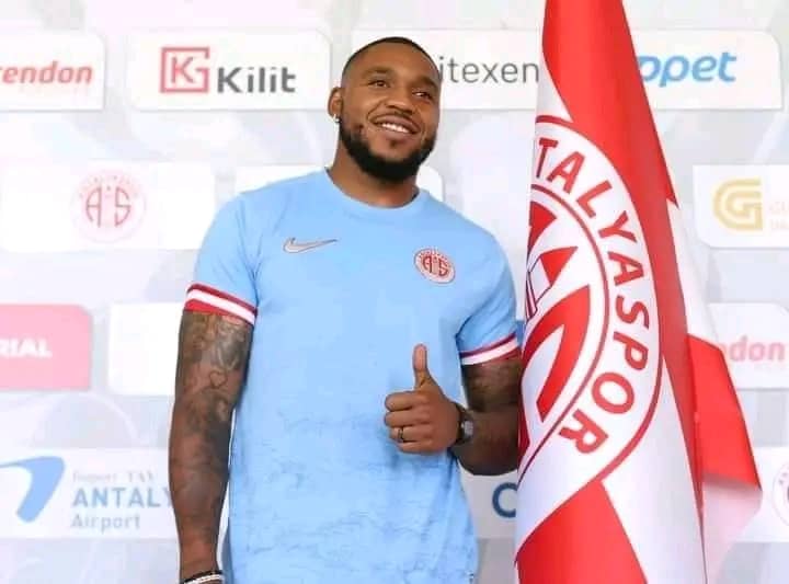 Mercato : le congolais Britt Assombalanga fait un come back à Antalya Sport de la Turquie