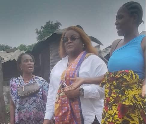 Incendie au Camp Lufungula : Magdallah Kasonga à la rescousse des familles victimes 