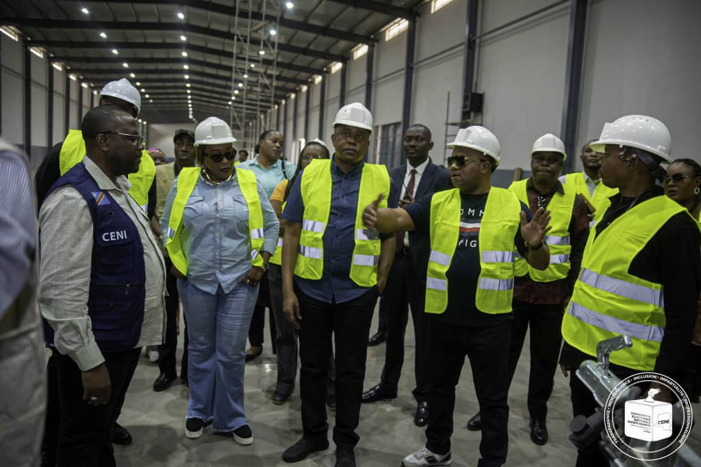 CENI RDC : Denis Kadima satisfait de l’évolution des travaux à l’entrepôt de Kingabwa