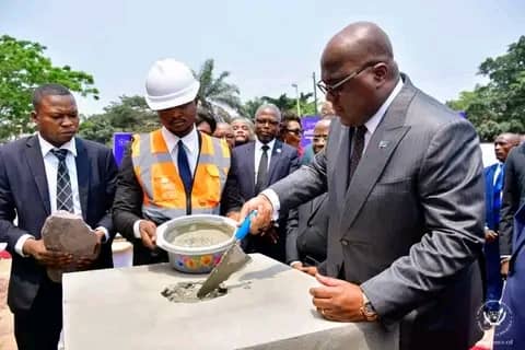 RDC : Félix Tshisekedi pose la première pierre pour la construction du nouveau bâtiment de la Cour Constitutionnelle