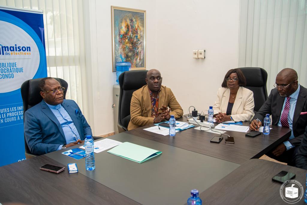 Élections 2023 : le 2e Vice-président de la CENI examine le chronogramme des activités de sensibilisation des scrutins 