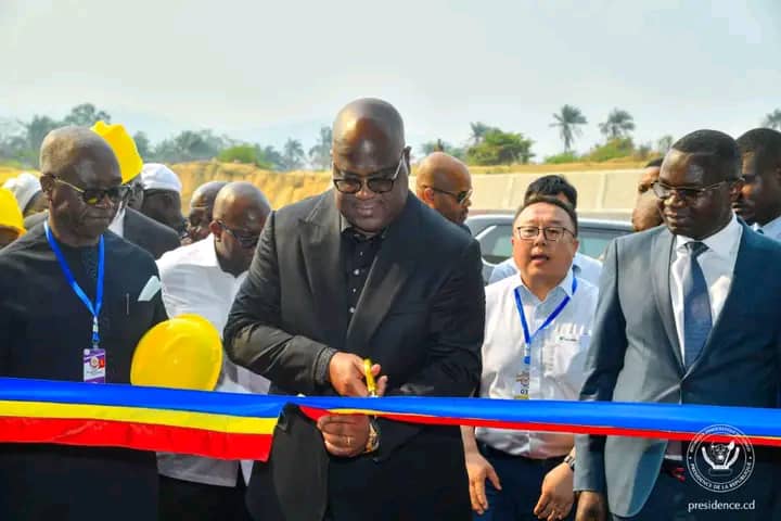 RDC : Félix Tshisekedi inaugure la première production des carreaux et faïences en RDC