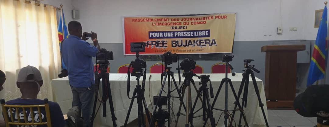 Détention de Stanis Bujakera : Une association des journalistes va faire une déclaration dans un instant