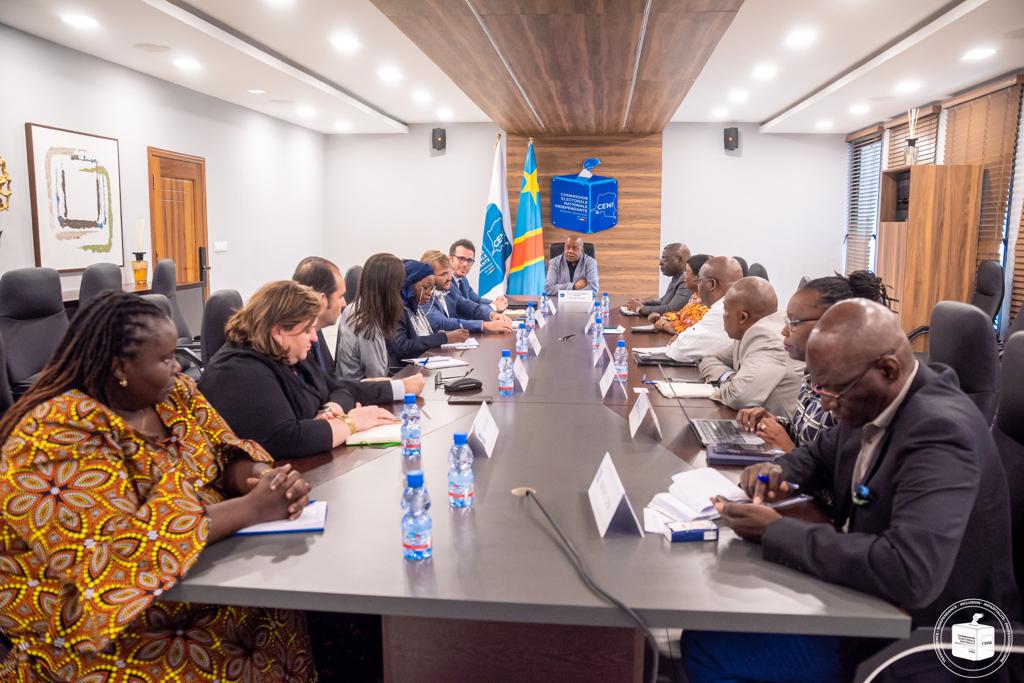 CENI RDC : Rencontre entre Denis Kadima et une délégation du Centre Carter sur l’observation électorale internationale