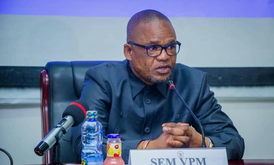 Politique : Peter Kazadi suspend toutes les activités de l’Assemblée provinciale de Kinshasa