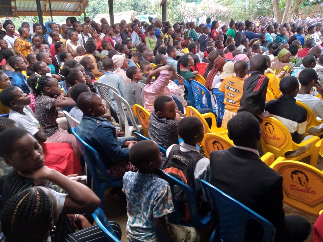 Beni – Culture : Six autres écoles filent en finale du concours “Beni, tous pour la paix” deuxième édition