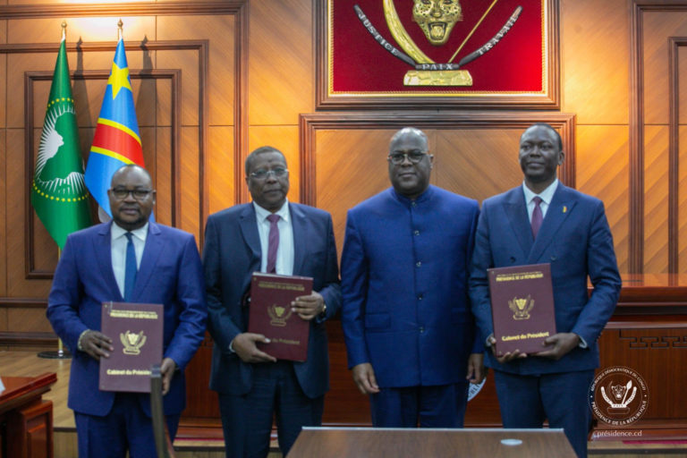 Crise politique au Tchad : Félix Tshisekedi préside la cérémonie de signature d’un accord entre le gouvernement tchadien et l’opposition