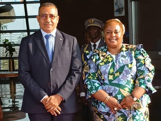Les à côtés de l’Investiture : Catherine Kathungu s’occupe du Président de Sao Tomé-et-Principe pour parler Culture, Diplomatie et Coopération