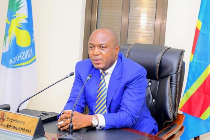 Gentiny Ngobila piétine la décision du vice-premier ministre de l’Intérieur Peter Kazadi