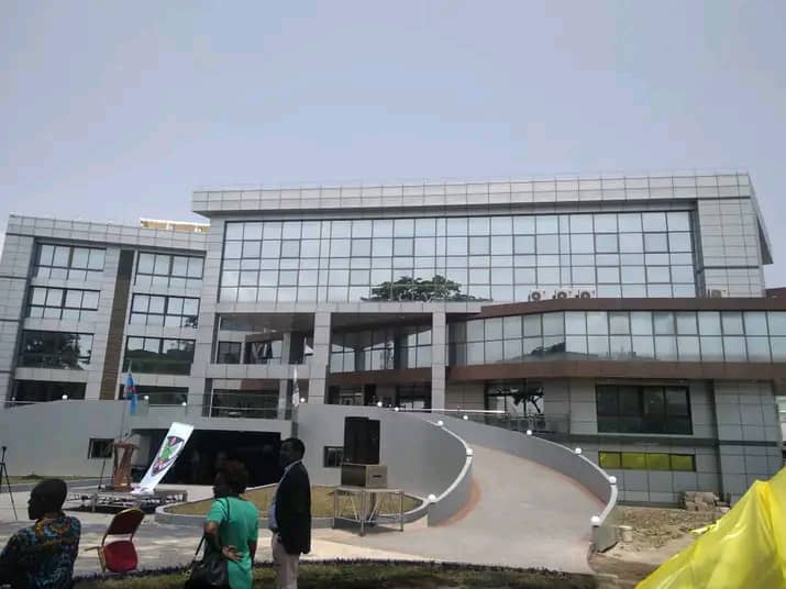 Kinshasa : Gentiny Ngobila procède au réaménagement de son gouvernement