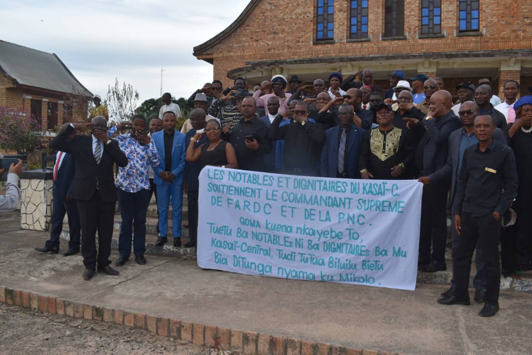 Kasaï-Central : Les notables et dignitaires condamnent le silence de la communauté internationale face à l’agression de la RDC par le Rwanda