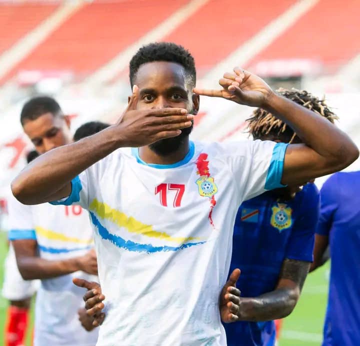 RDC : Cédric Bakambu dénonce le silence des médias face aux massacres dans l’Est