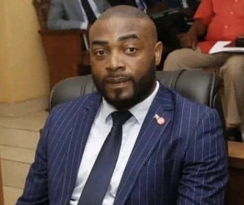 Kasaï Central : Suite à sa confirmation en tant que député provincial, Bob Kayombo remercie sa base