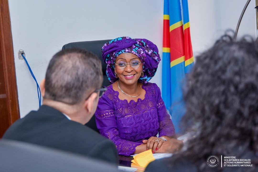 Visite de Tshisekedi à Kisangani : La ministre des affaires sociales  mobilise les agents de son secteur pour accueillir le Chef de l’État