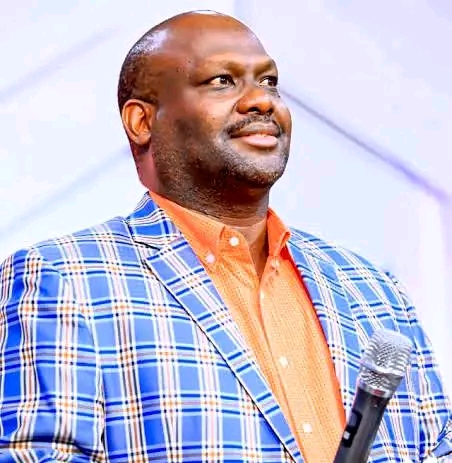 Kinshasa : Le Pasteur Baraka Mugusho convoqué par le CSAC pour ses propos controversés sur les réseaux sociaux