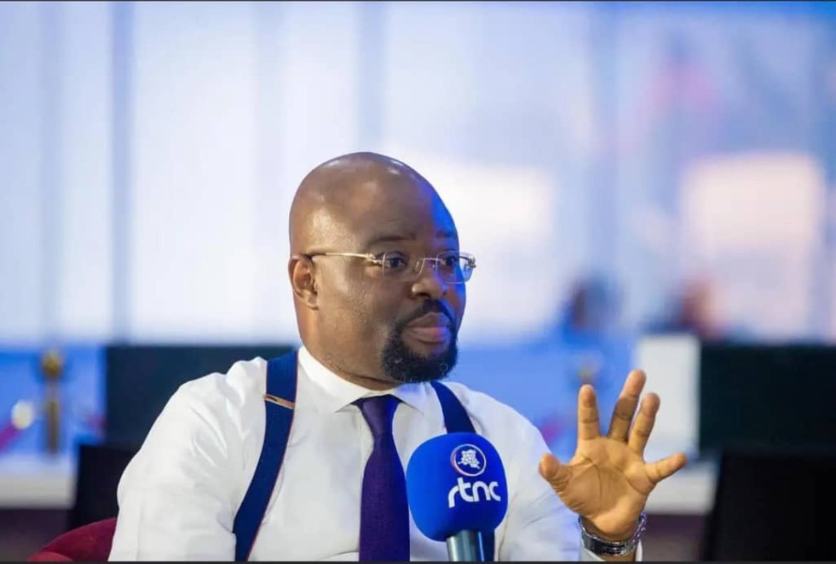 Médias: Le journaliste Jessy Kabasele suspendu de toutes ses fonctions au sein de la RTNC