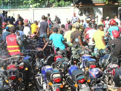 Grève des motards à Kinshasa : tensions élevées et mobilisation générale