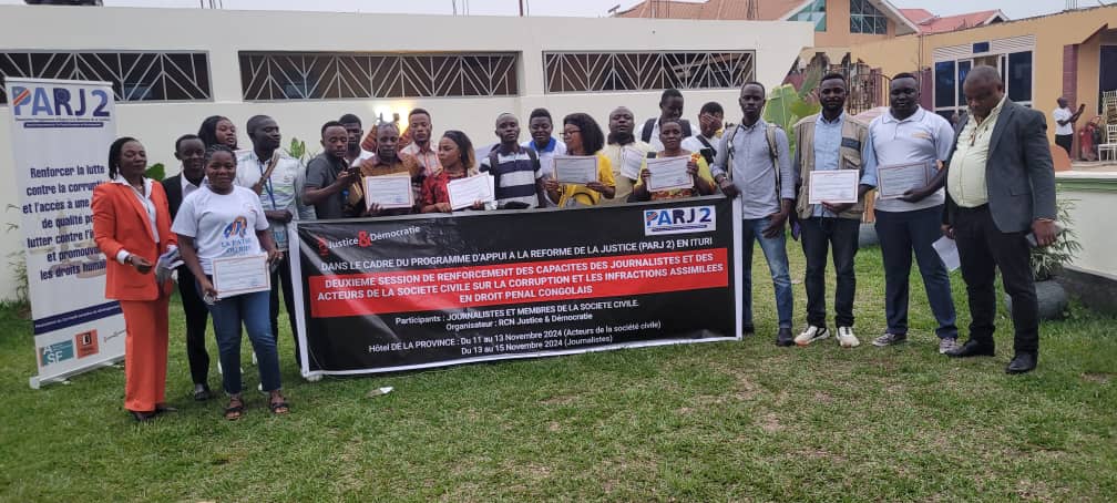 Bunia: RCN remet des brevets aux journalistes après une formation sur la lutte contre la corruption