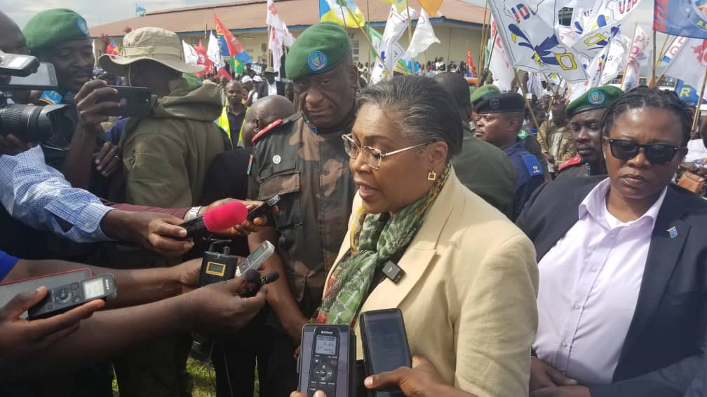Ituri: Judith Suminwa conduit une délégation à Bunia pour évaluer l’état de siège.