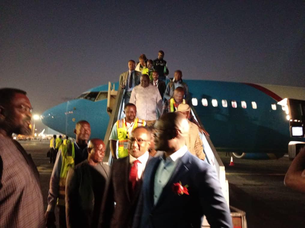 RDC : Jean Lucien réceptionne le premier avion d’ “Air Congo” en provenance d’Addis Abeba