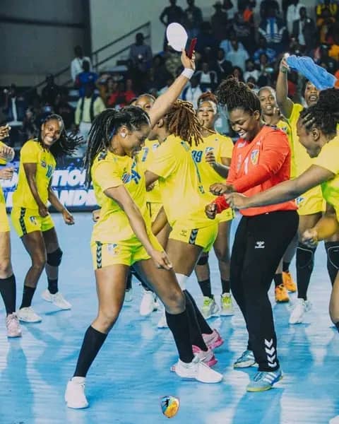 Championnat d’Afrique Handball séniors dames 2024: Les Palancas negras d’Angola infligent une raclée aux léopards de la RD-Congo