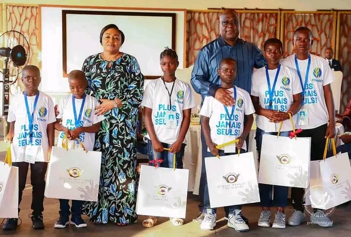 RDC : Félix Tshisekedi honore les enfants déplacés de guerre de l’Est