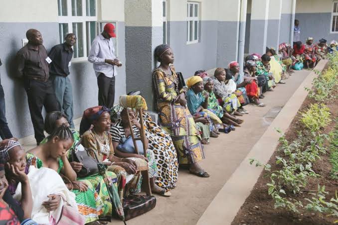 Kwango : Une épidémie mystérieuse fait 79 morts et affecte 376 personnes, les autorités lancent une alerte maximale