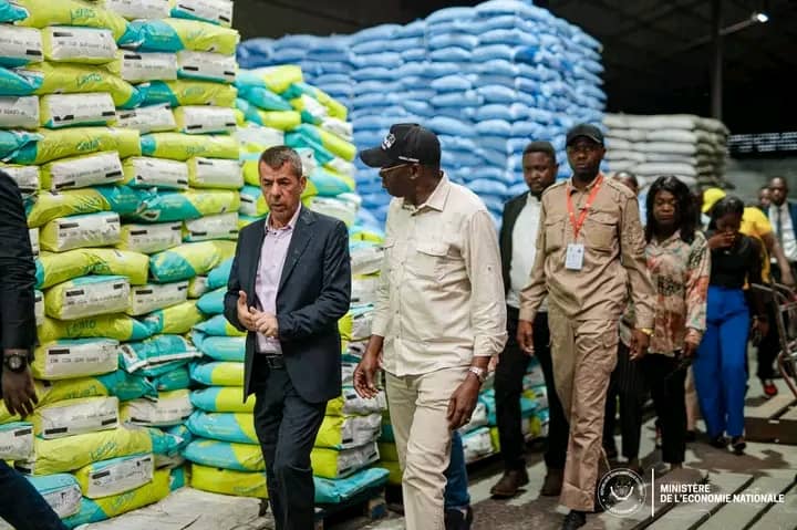 RDC – Lutte contre la vie chère : Le ministère de l’économie nationale informe la population de la baisse des prix des denrées alimentaires