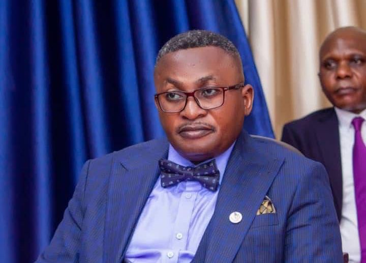 Au Kongo-Central, le ministre provincial de l’Intérieur fait fouetter un homme en public, un acte condamné par les défenseurs des droits humains